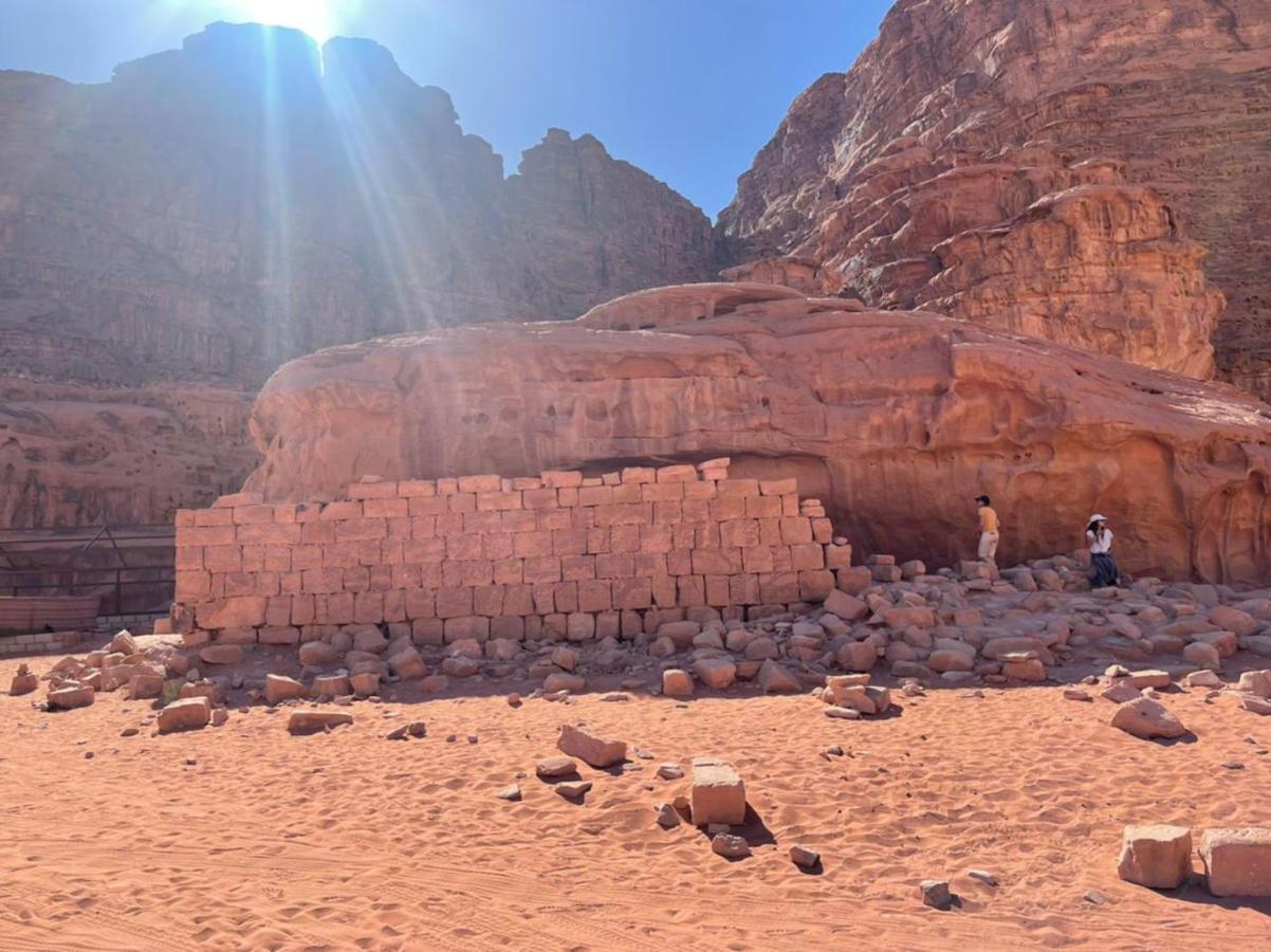 Wadi Rum Magic Camp Экстерьер фото