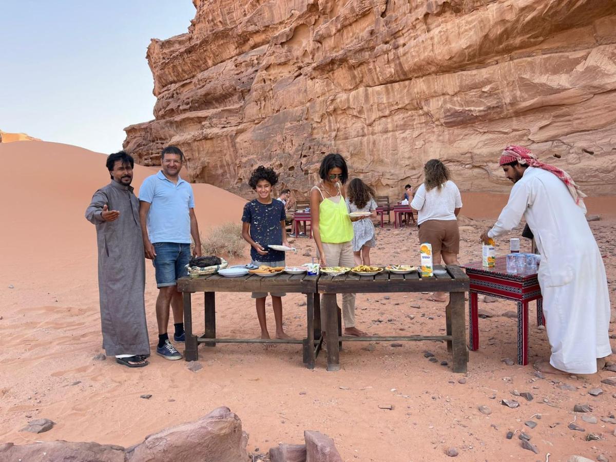 Wadi Rum Magic Camp Экстерьер фото