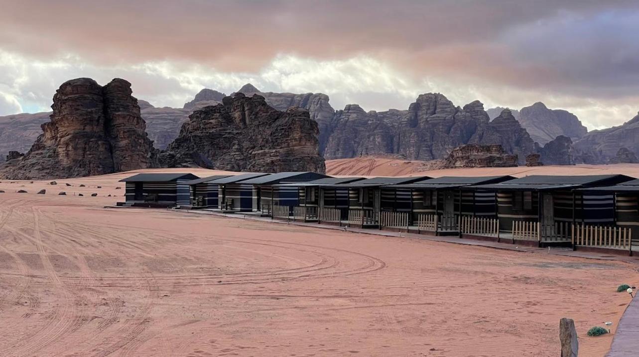 Wadi Rum Magic Camp Экстерьер фото