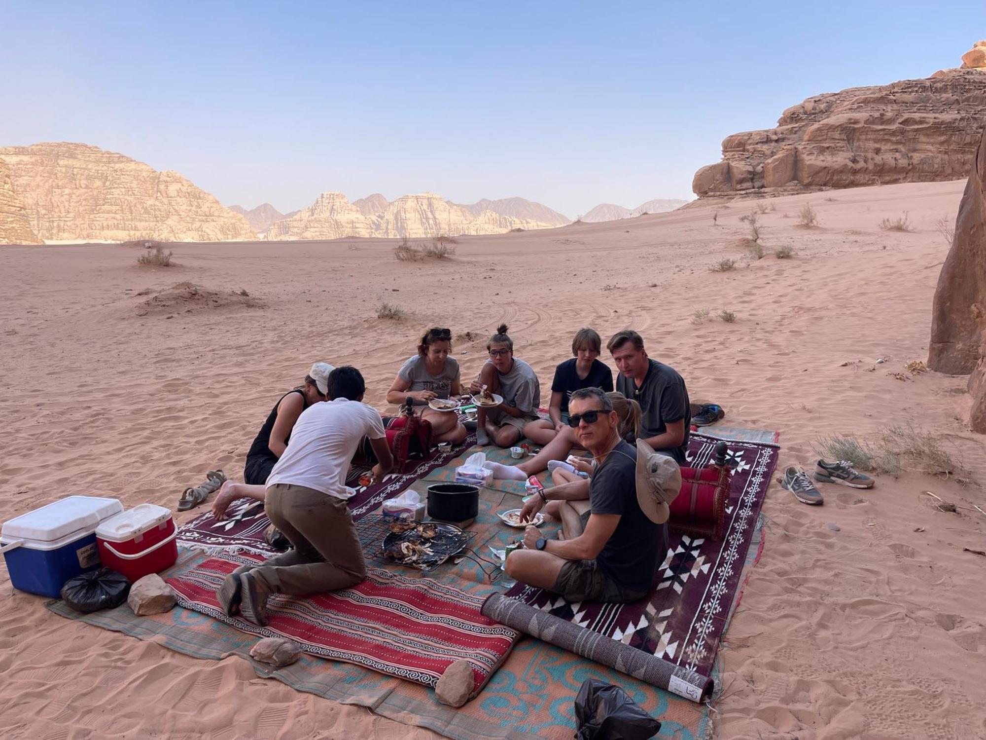 Wadi Rum Magic Camp Экстерьер фото